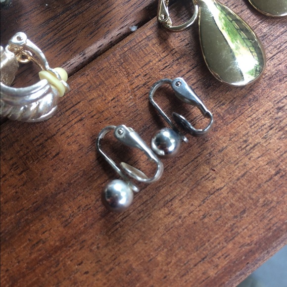 🌀PRICE DROP🌹💟 Vintage Clip-on Lot - 5 - Picture 4 of 5